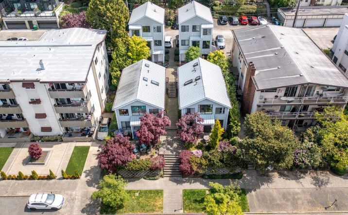 2212 - 2216 Minor Ave E, Seattle, WA 98102 | Crexi.com