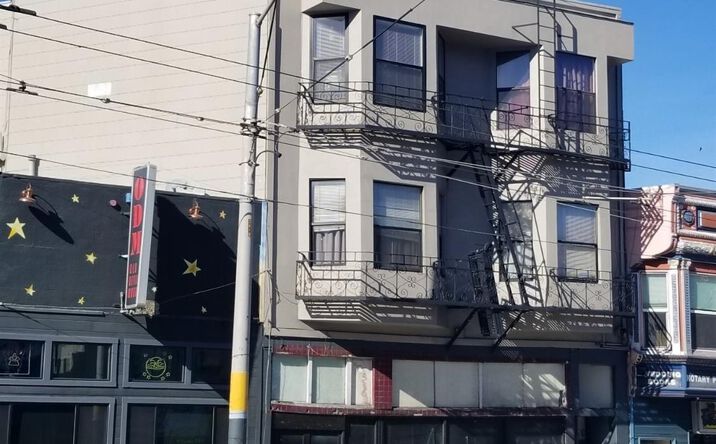 Pictures of Mixed Use property located at 3468-3470 Mission St, San Francisco, CA 94110 for comps - image #1