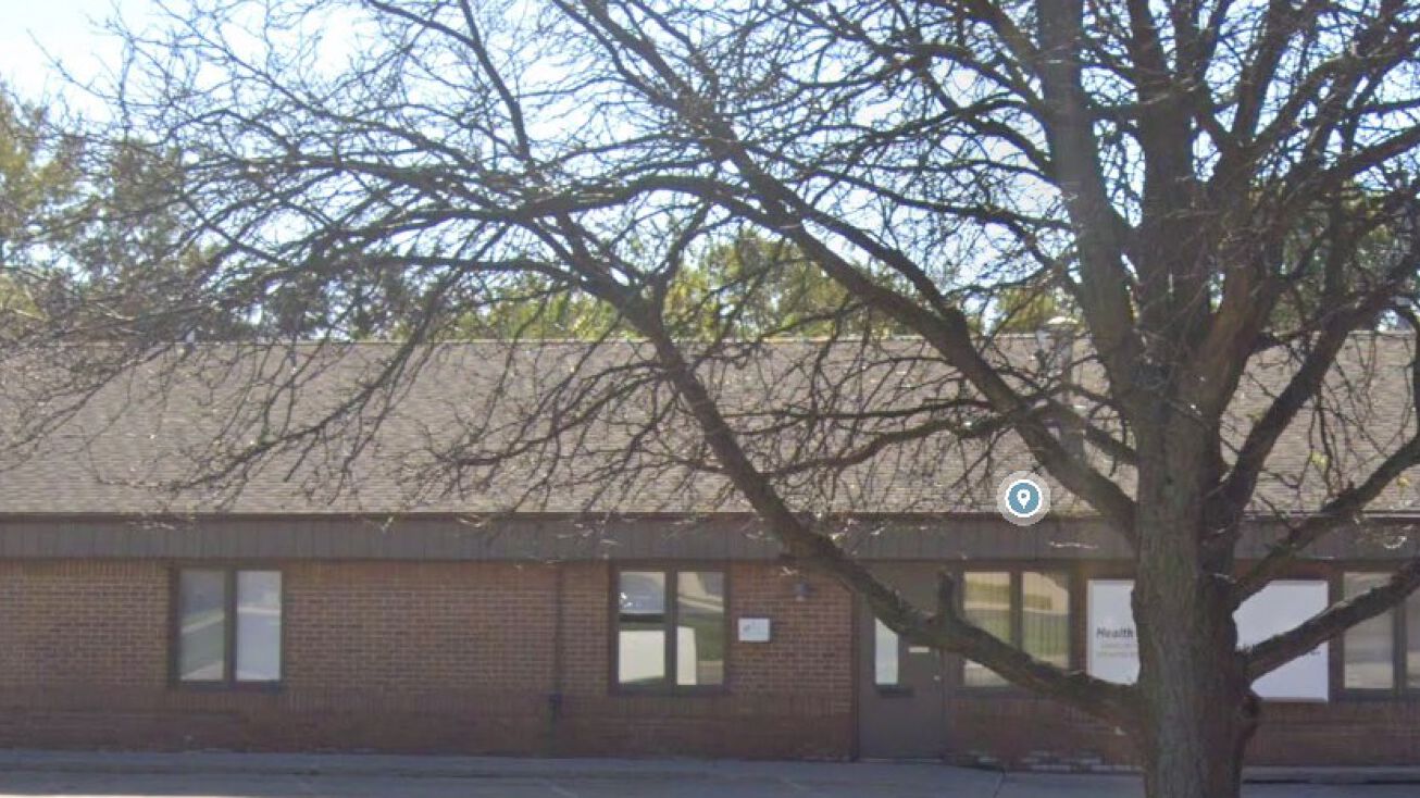 17401 W 12 Mile Rd, Lathrup Village, MI 48076