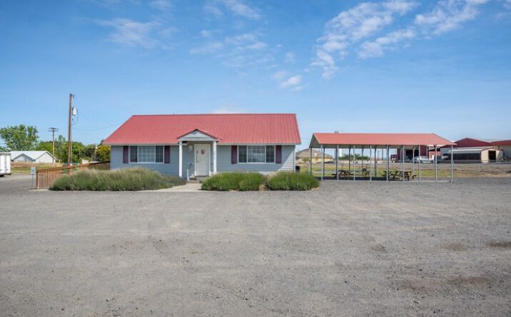 image of property at 6850 R-170 Mesa WA 99343