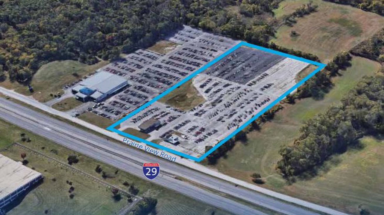 11530 NW Prairie View Road, Weatherby Lake, MO 64153