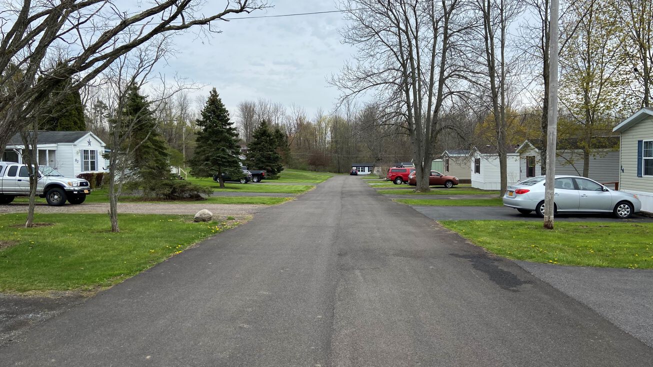 320 Thompson Rd, Oswego, NY 13126