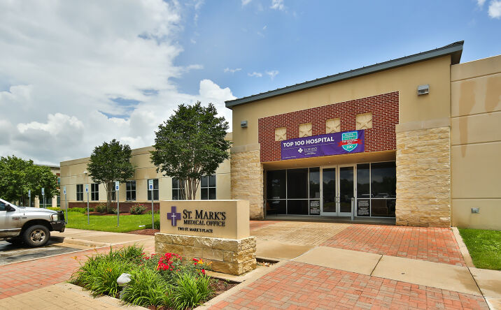 Pictures of Office property located at Two Saint Mark's Pl, La Grange, TX 78945 for comps - image #1