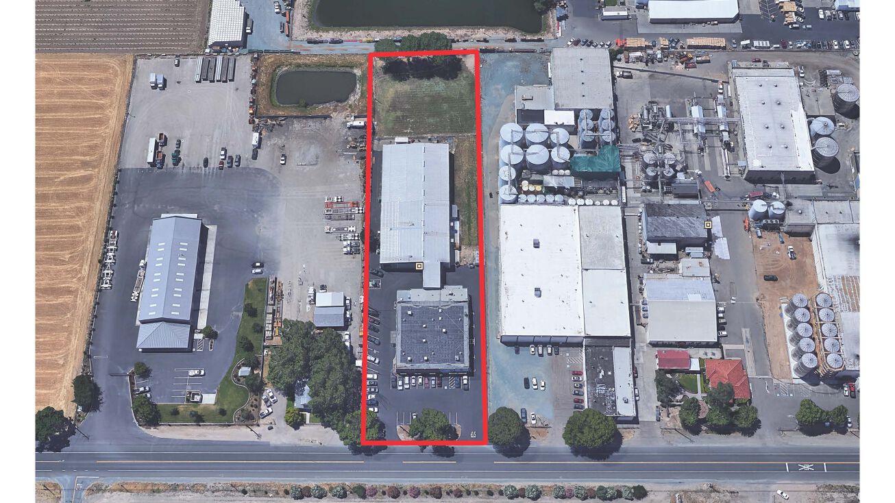 6220 E Victor Rd, Lodi, CA 95240