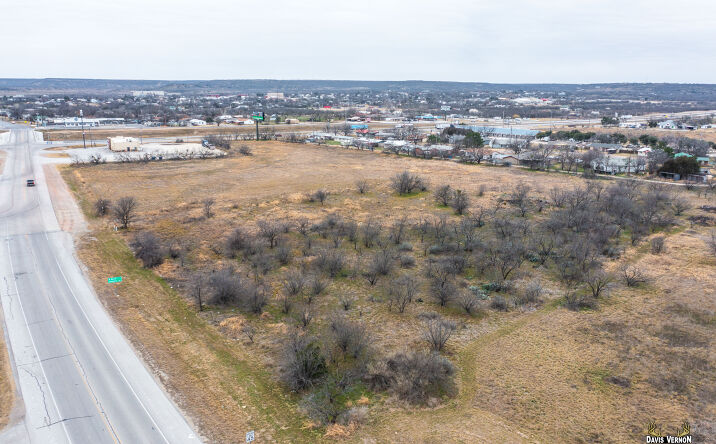 Pictures of Land property located at 1300 US-283, Baird, TX 79504 for sales - image #1