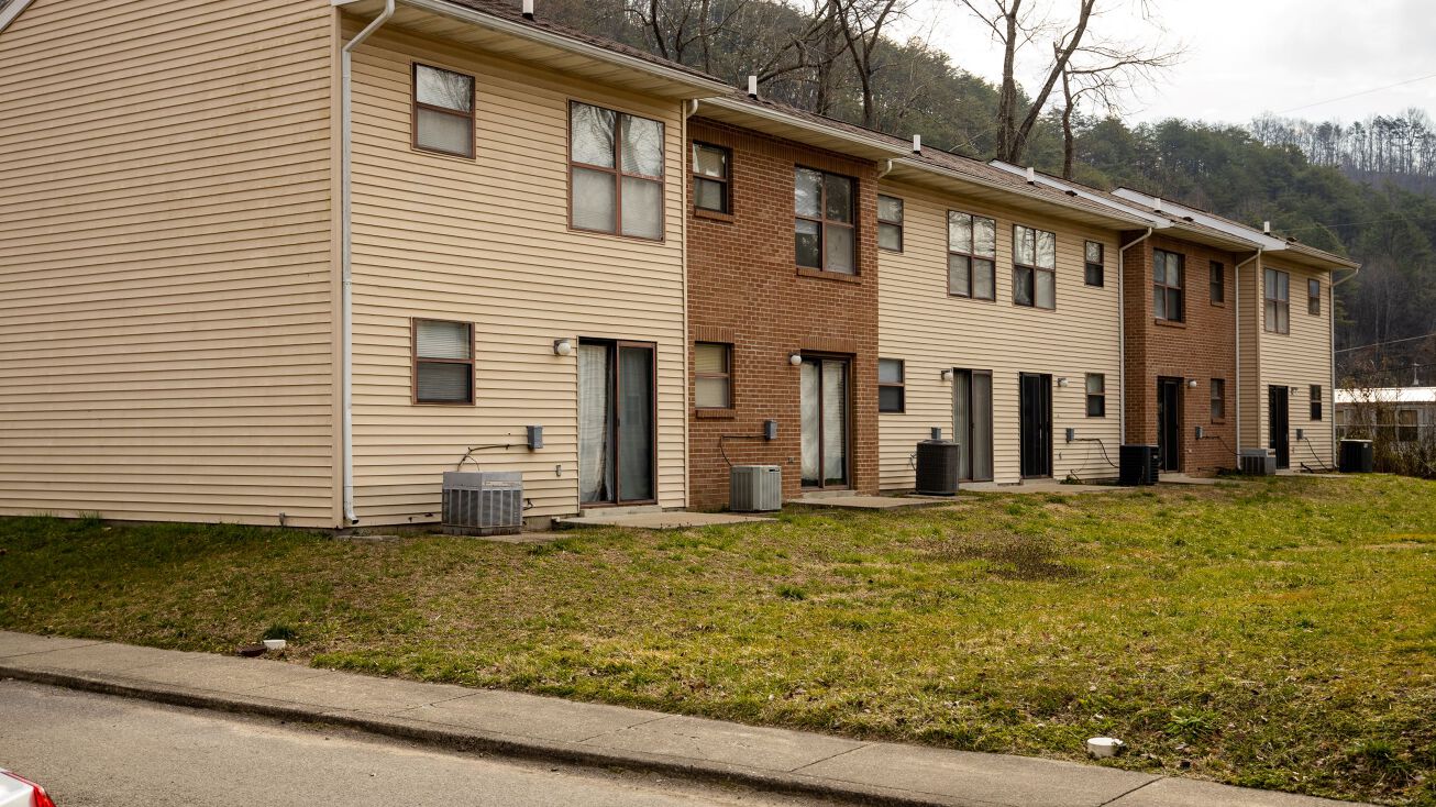 77 Quail Holw, Inez, KY 41224 Multifamily Property for Sale