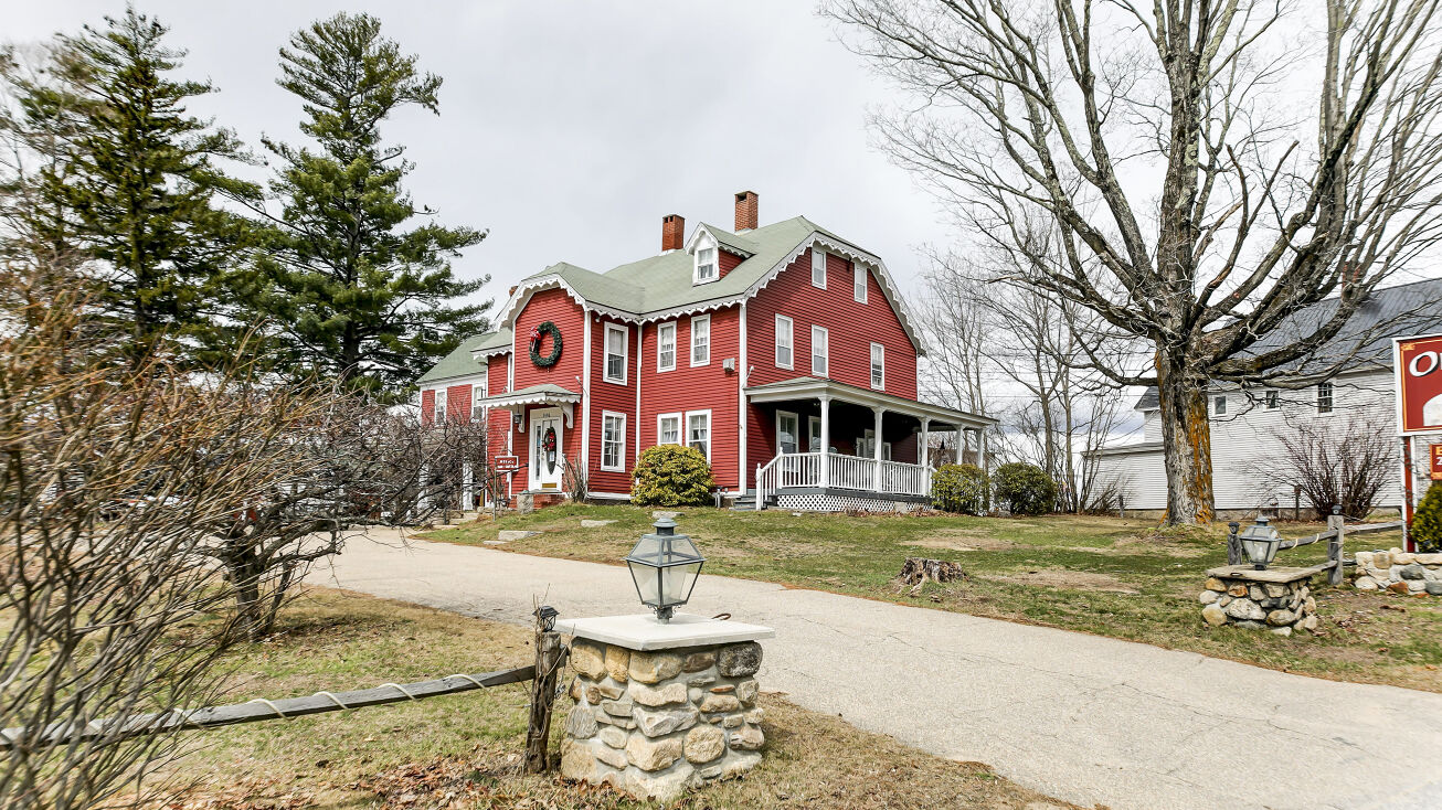 2406 White Mountain Hwy, Conway, NH 03860
