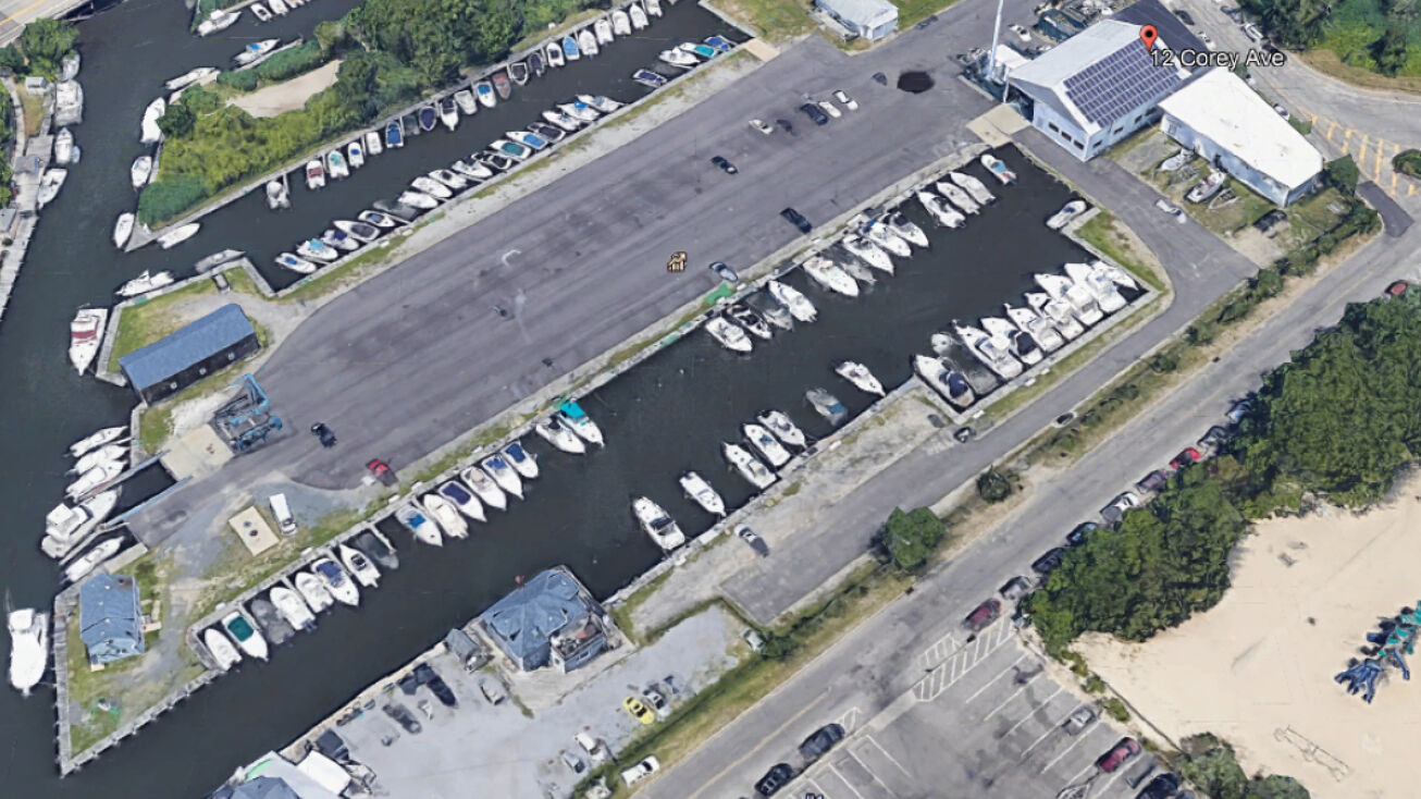 10 Corey Ave, Blue Point, NY 11715