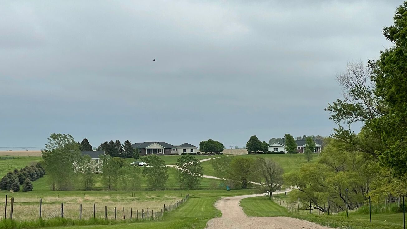 10635 1st Avenue Place North, Kearney, NE 688471570