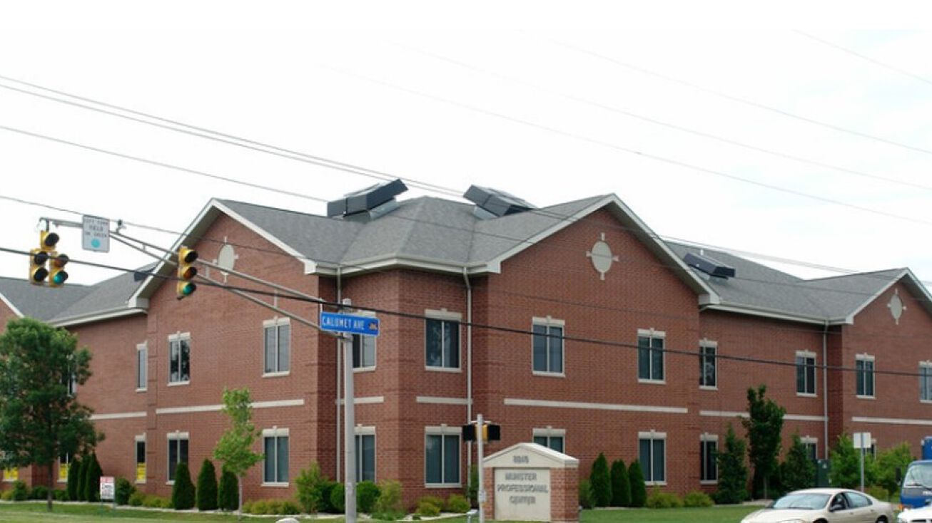 8840 Calumet Avenue, Munster, IN 46321