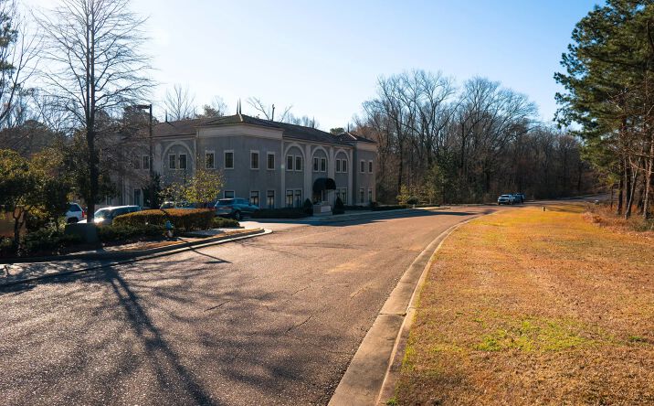 Pictures of Land property located at 124 One Madison Plaza, Madison, MS 39110 for sales - image #1