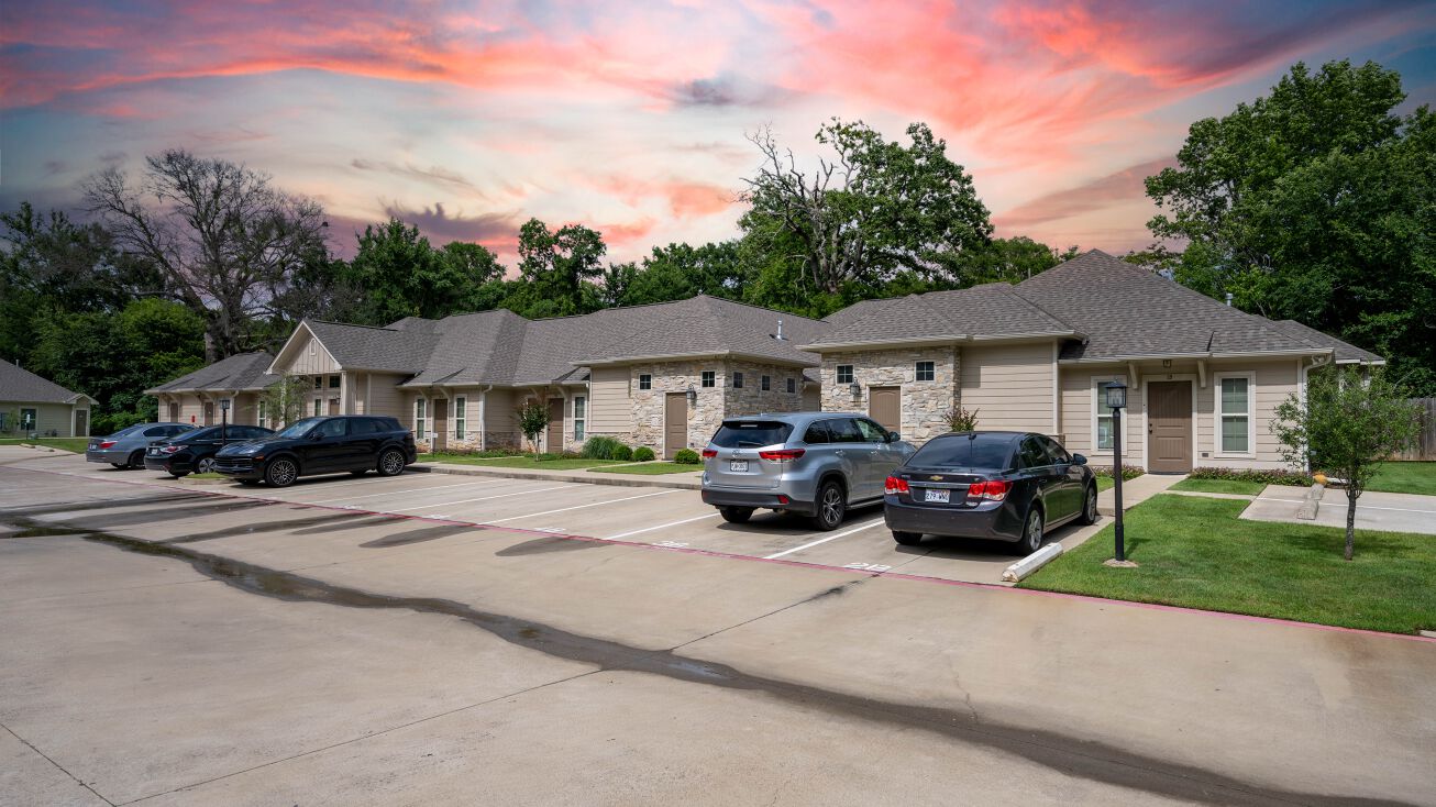 1126 E Front St, Tyler, TX 75702 Multifamily Property for Sale