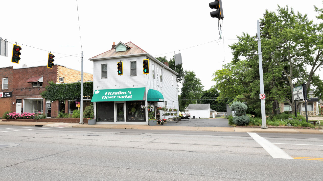 1416 Maple Ave, Zanesville, OH 43701