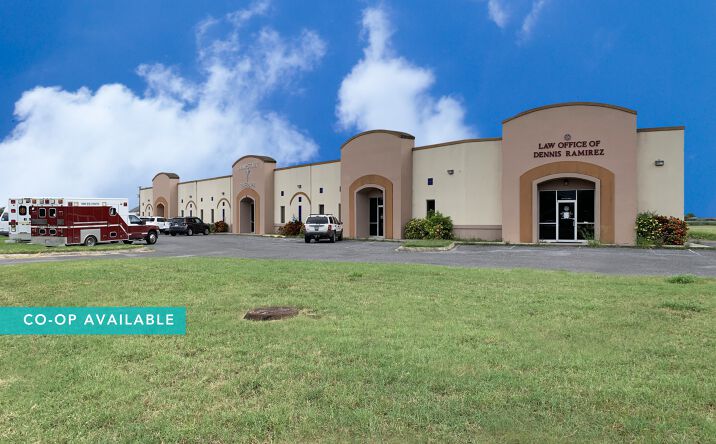 Pictures of Office property located at 111 N 17th St, Donna, TX 78537 for comps - image #1