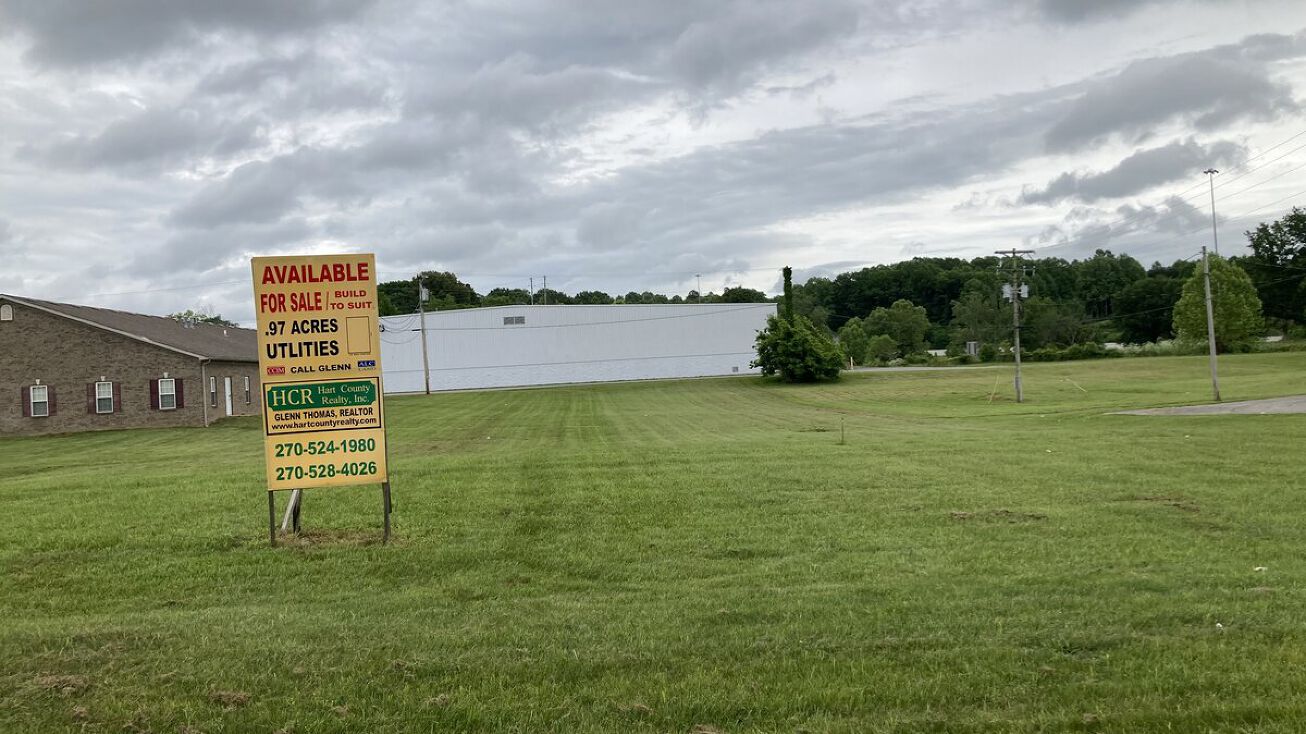 1500 North Main, Munfordville, KY 42765