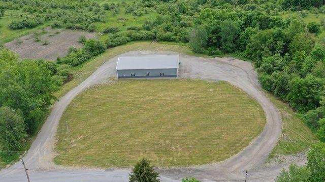 131 Idlewild Rd, Marlboro, NY 12542