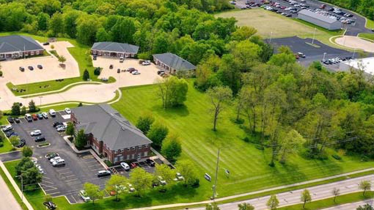 W Cornerstone Ct, Peoria, IL 61614