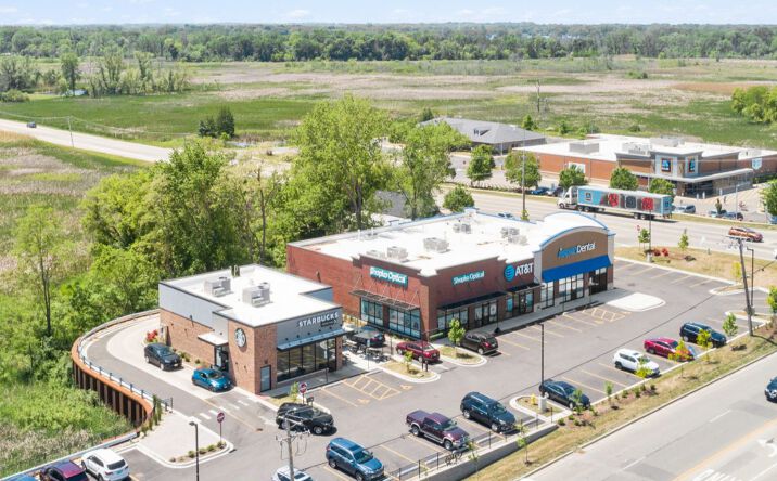 Pictures of Retail property located at 21947 IL-173, Antioch, IL 60002 for comps - image #1