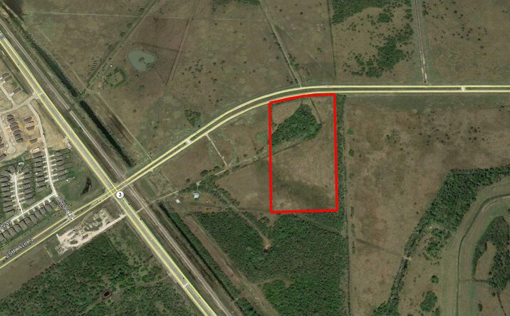Pictures of Land property located at 25th Avenue N. @ Highway 3, Texas City, TX 77591 for sales - image #1