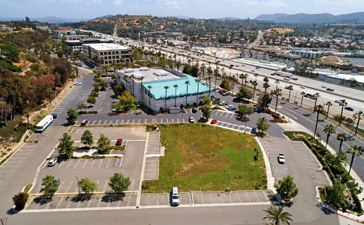 Pictures of Retail, Land property located at 300 La Terraza Blvd, Escondido, CA 92025 for sales - image #1
