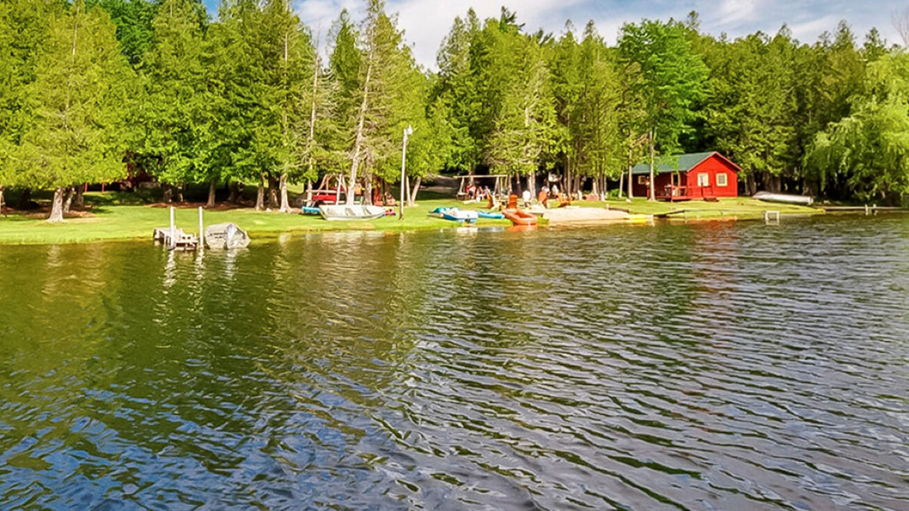 5227 Rushton Rd, Central Lake, MI 49622