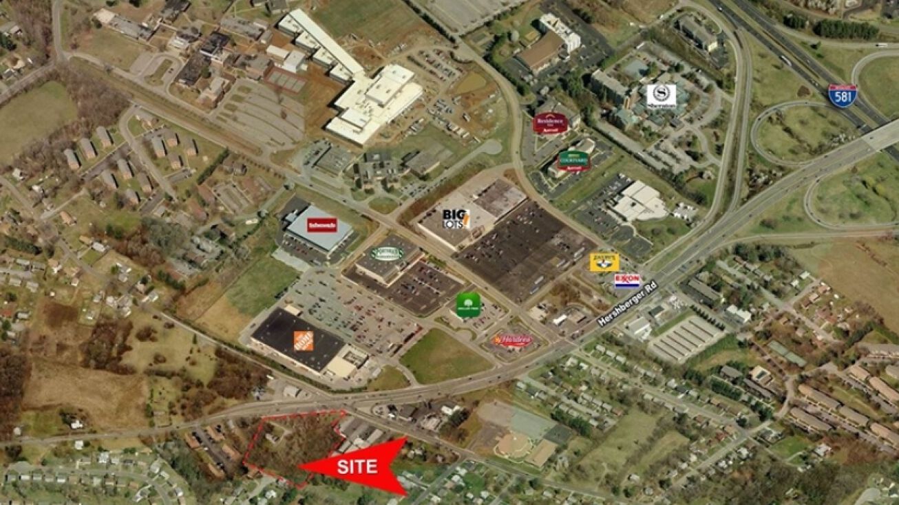 3260 Cove Rd, Roanoke, VA 24017