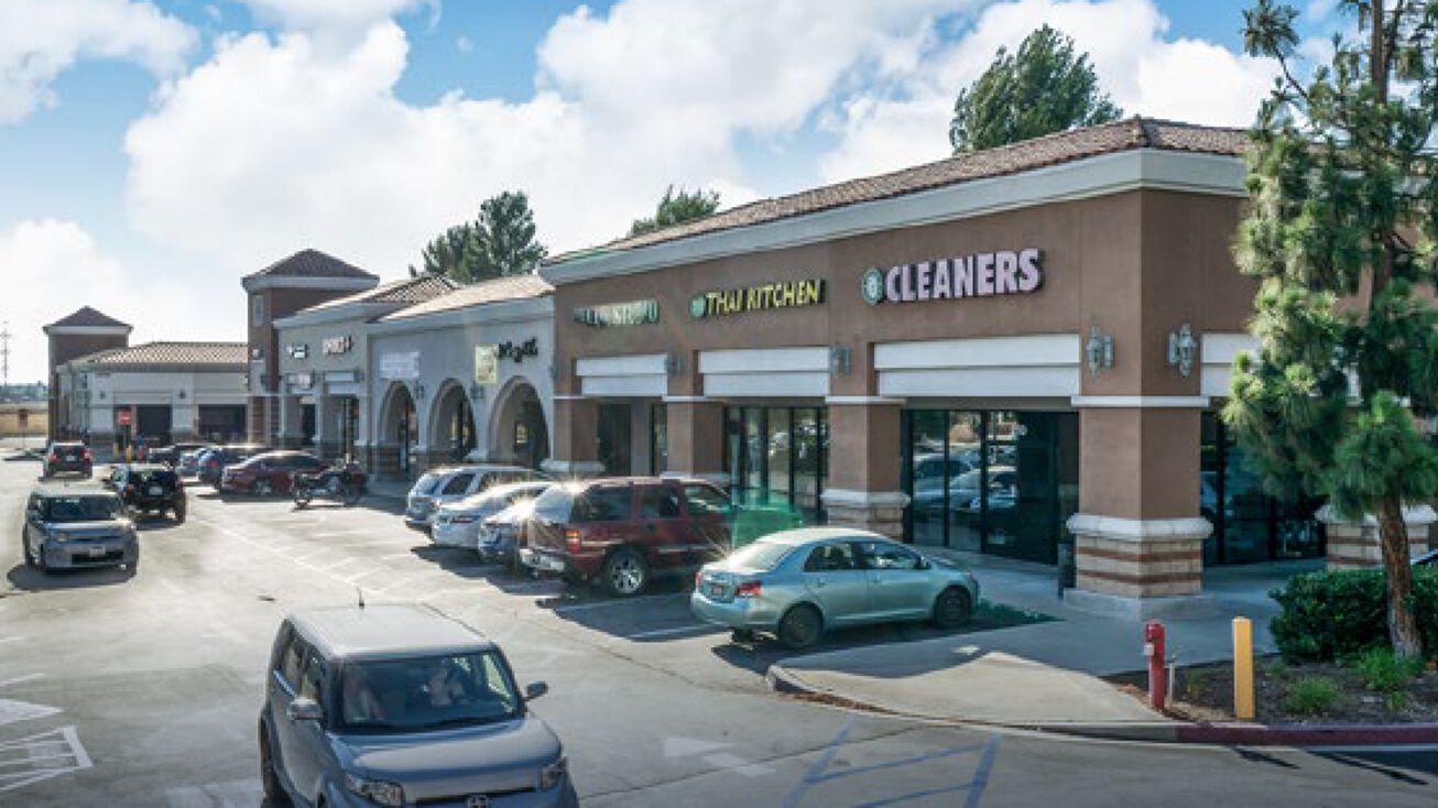 1451814600 Baseline Avenue, Fontana, CA 92336