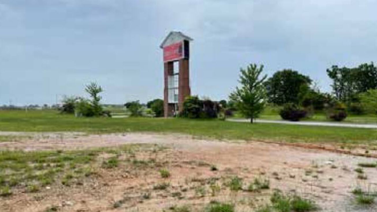 Jamestown Boulevard, Rogersville, MO 65742