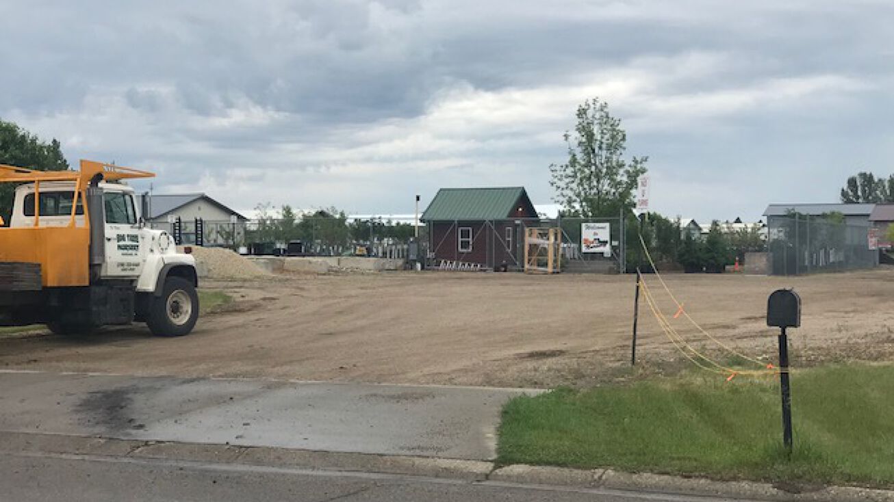 1991 Main Ave SE, Moorhead, MN 56560