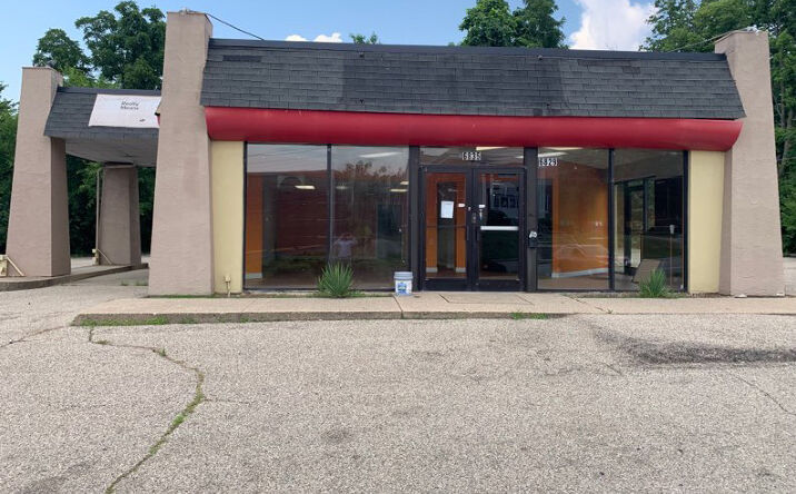 Pictures of Retail property located at 6829 Montgomery Road, Cincinnati, OH 45236 for comps - image #1