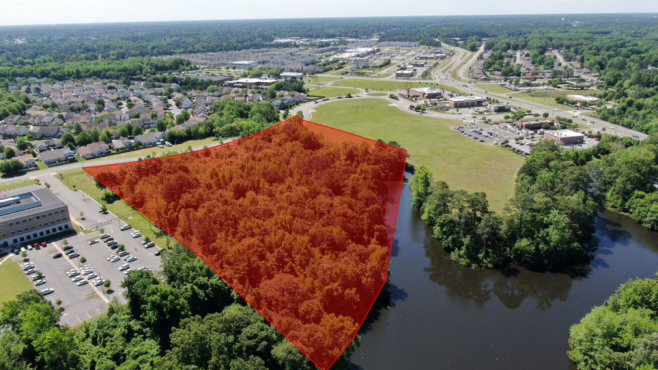 Burbage Drive, Suffolk, VA 23435