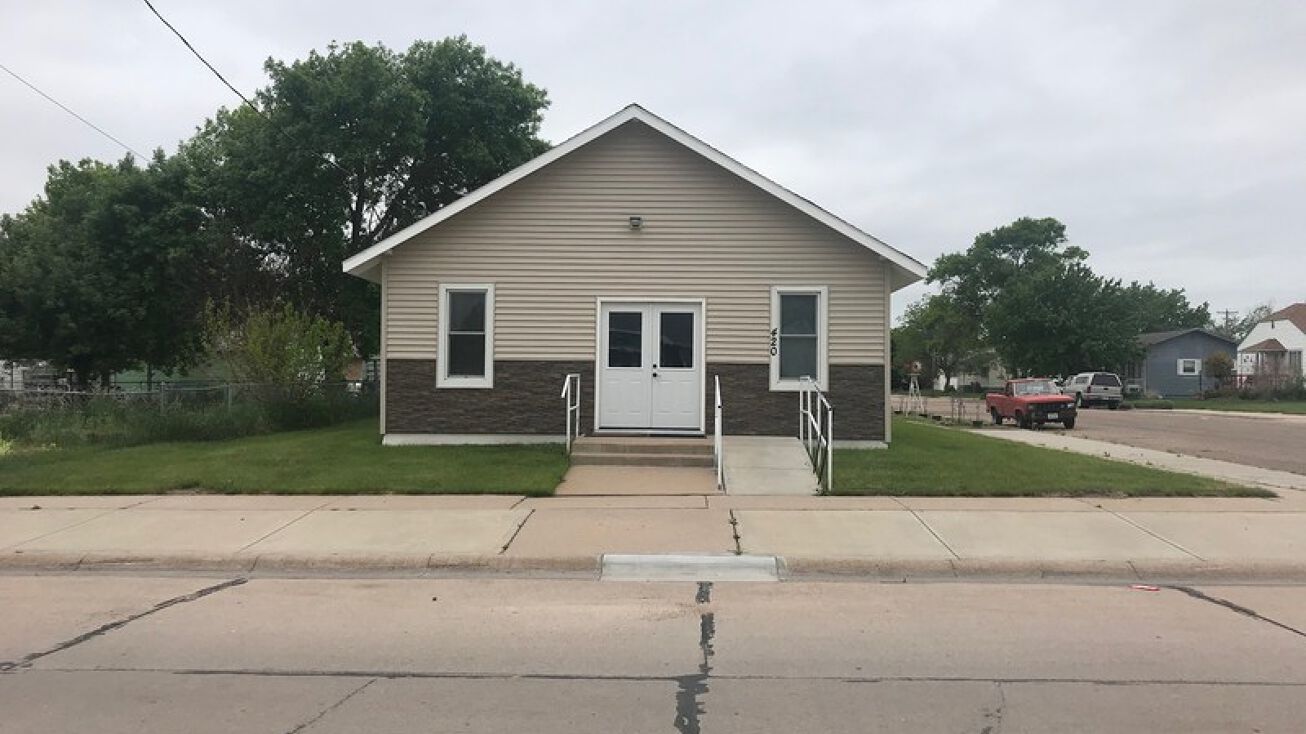 420 East D Street, Ogallala, NE 69153
