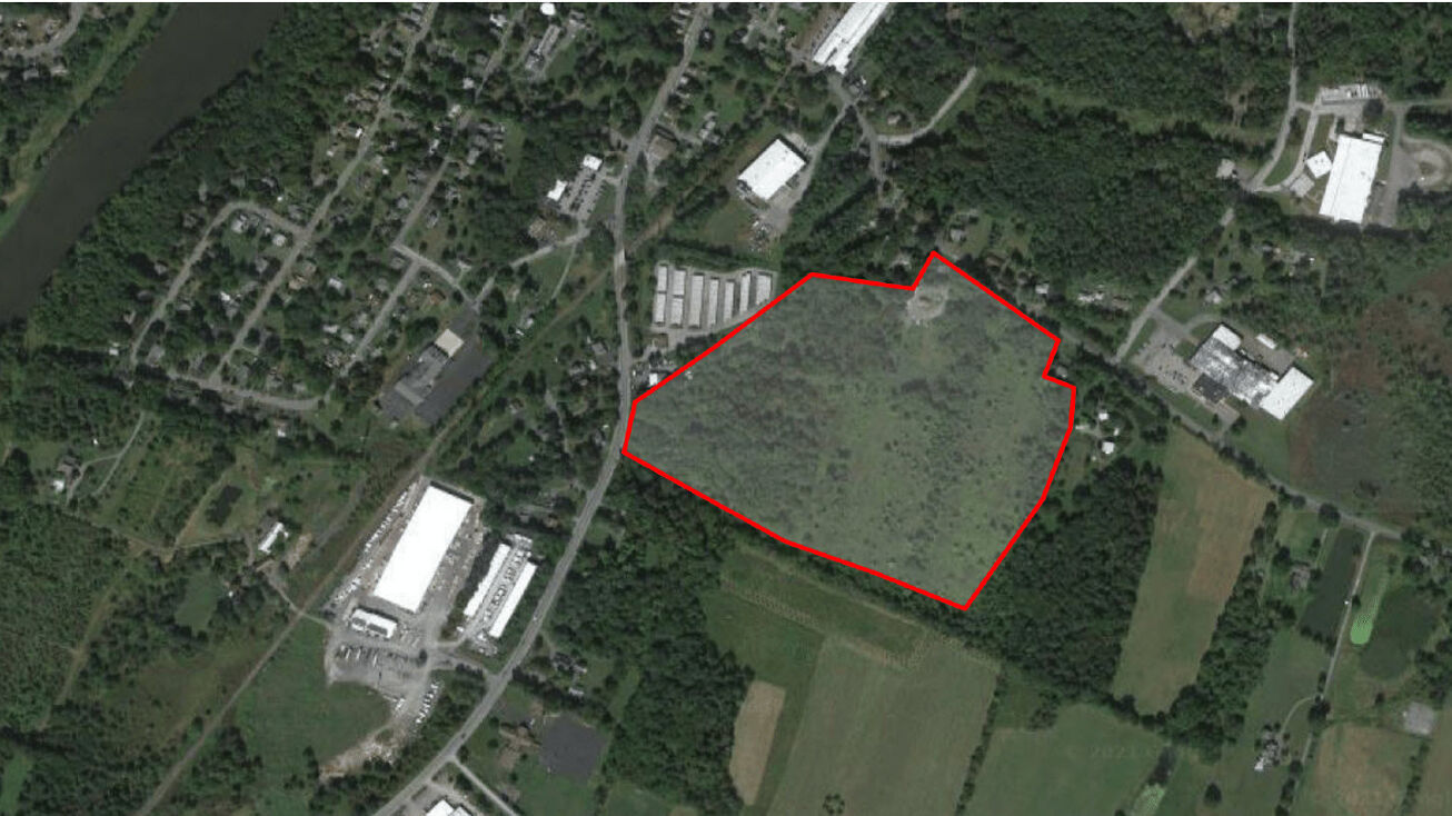 113 Coldenham Rd, Walden, NY 12586