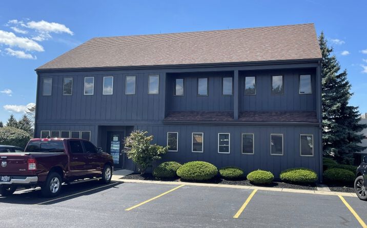 Pictures of Office property located at 1605 Perrysburg Holland Rd, Maumee, OH 43537 for sales - image #1
