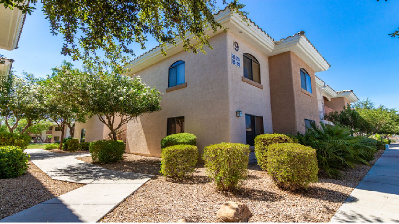 10030 W Indian School Rd, Phoenix, AZ 85037