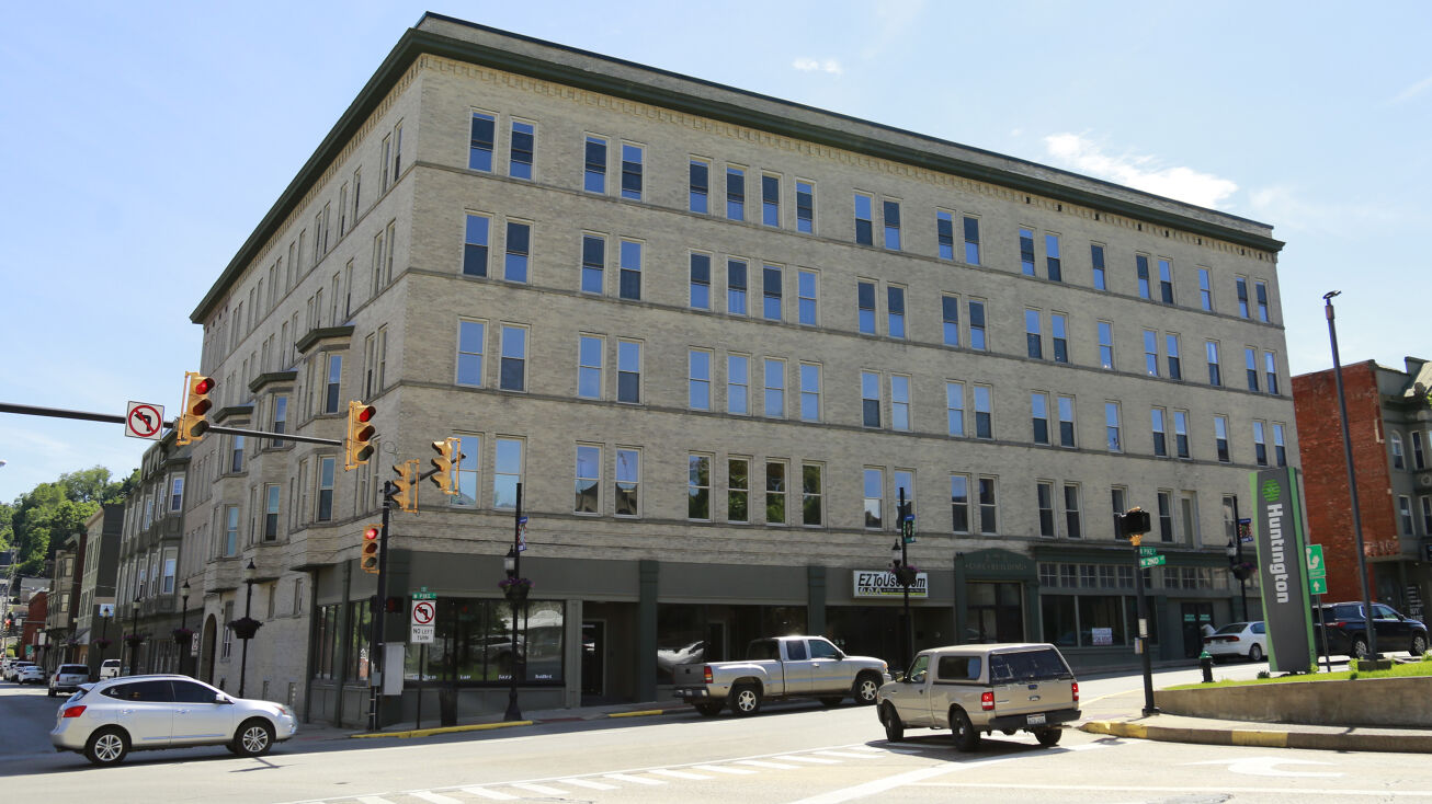 209 W Pike St, Clarksburg, WV 26301 Multifamily Property for Sale