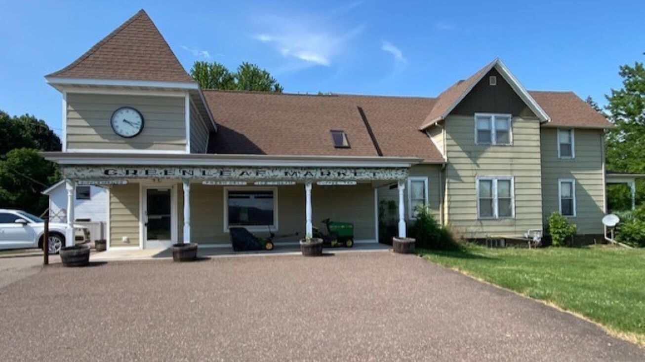 2 Grand Ave, Neillsville, WI 54456
