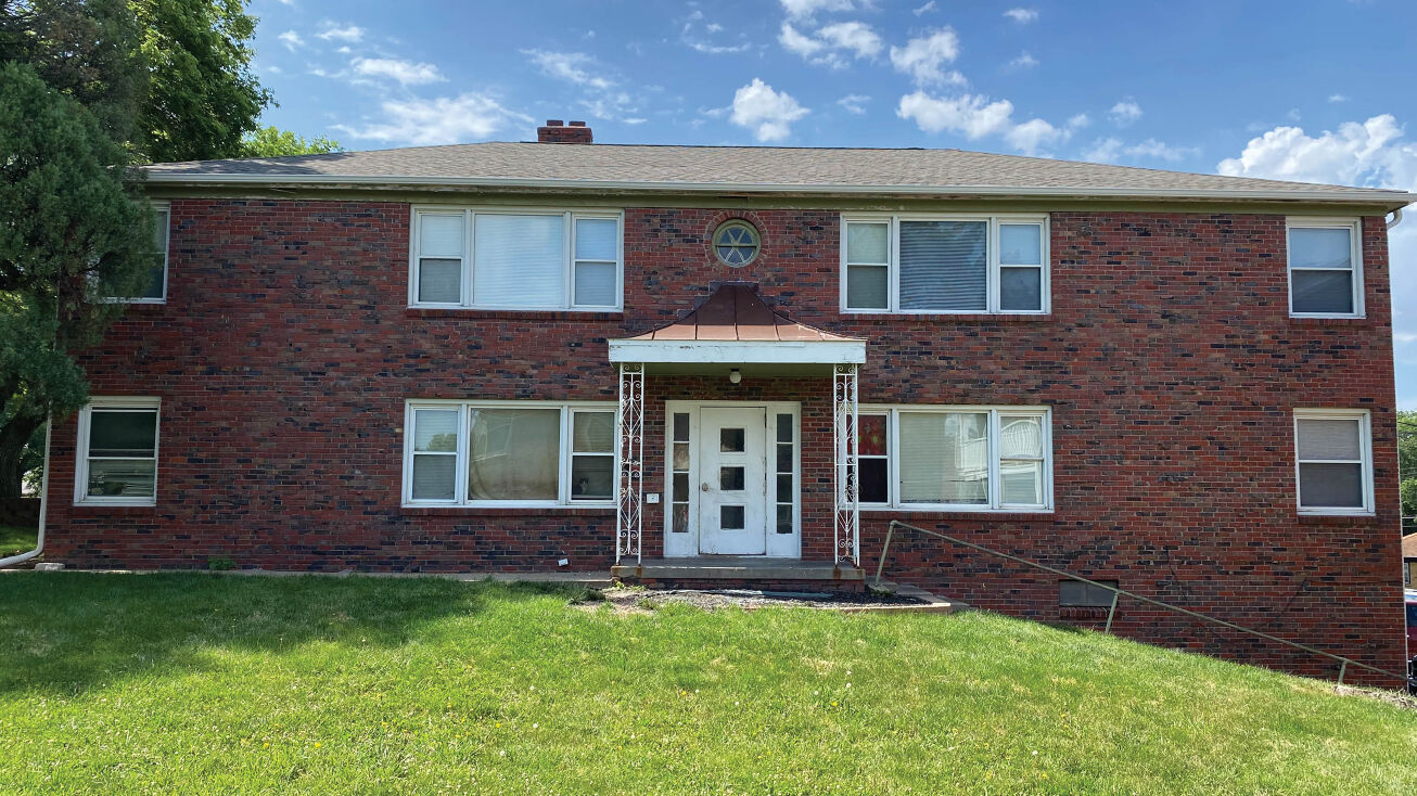 4314 N 52nd St, Omaha, NE 68104