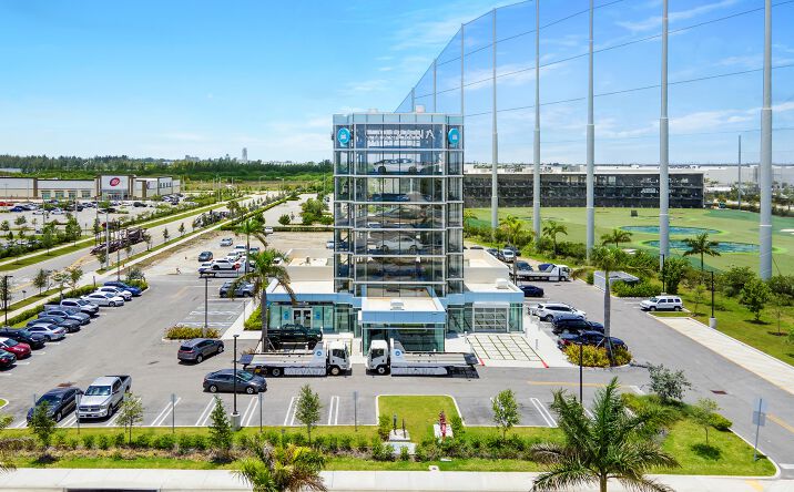 Pictures of Retail property located at 2150 NW 117th Pl, Miami, FL 33182 for comps - image #1