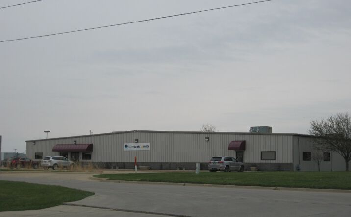 Pictures of Industrial, Mixed Use, Office property located at 1501 N 15th Ave E, Newton, IA 50208 for sales - image #1