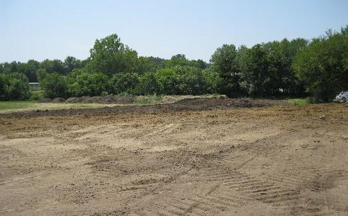Pictures of Land property located at 1315 1st Ave E, Newton, IA 50208 for sales - image #1