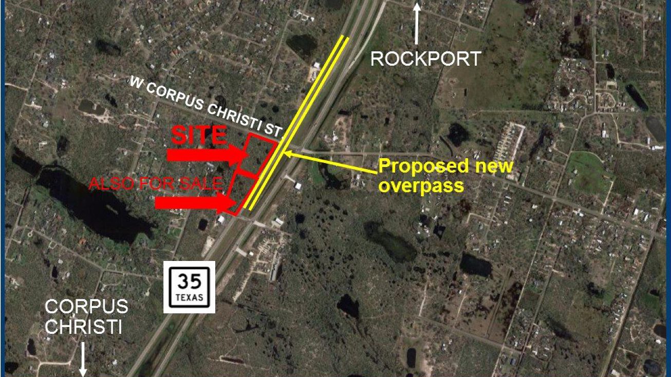 1739 W Corpus Christi, Rockport, TX 78382