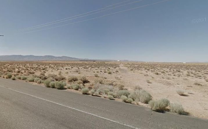 Pictures of Land property located at Hwy 58 & Vic 15th St E, Mojave, CA 93501 for sales - image #1