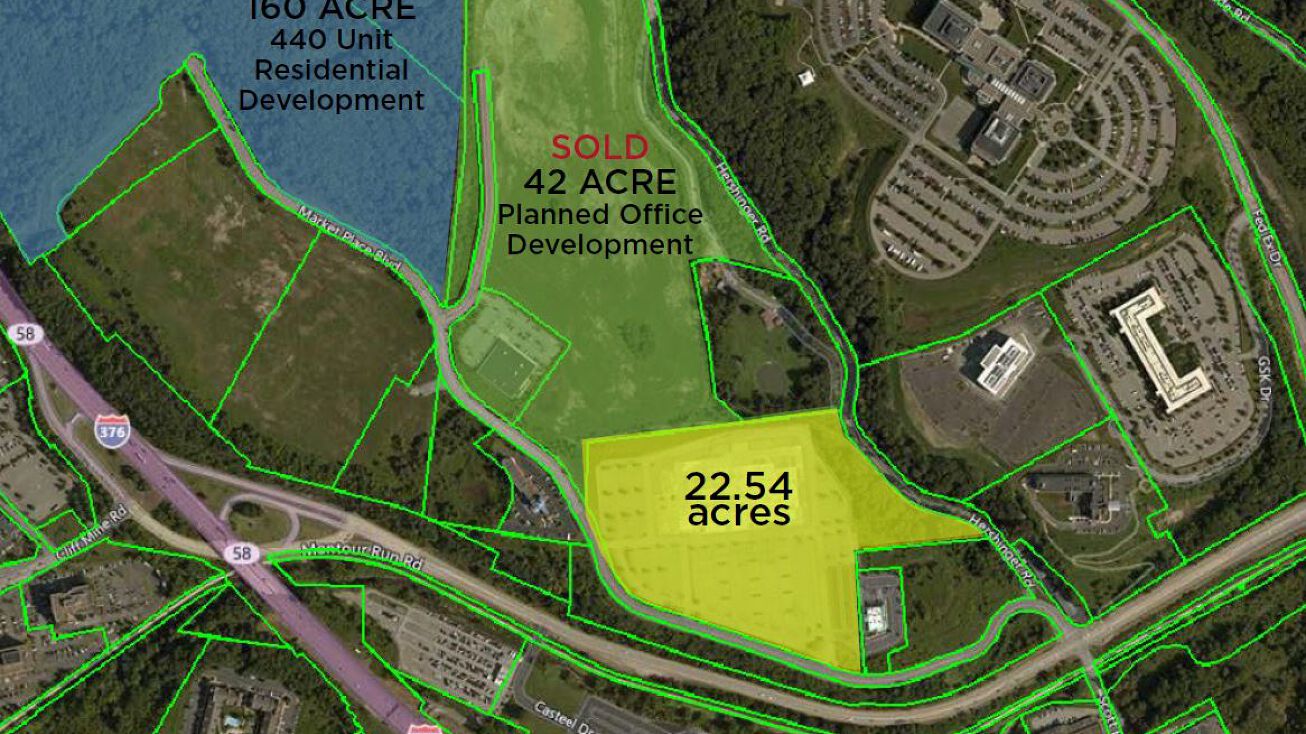 Market Place Bvld, Moon, PA 15108