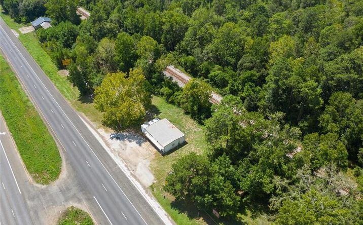 Pictures of Retail, Land property located at 2920 Highway 59 N, Shepherd, TX 77371 for sales - image #1