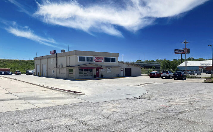 Pictures of Industrial property located at 5641 S 85th Cir, Omaha, NE 68127 for comps - image #1