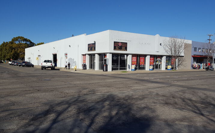 Pictures of Retail property located at 529 5th St, Marysville, CA 95901 for sales - image #1