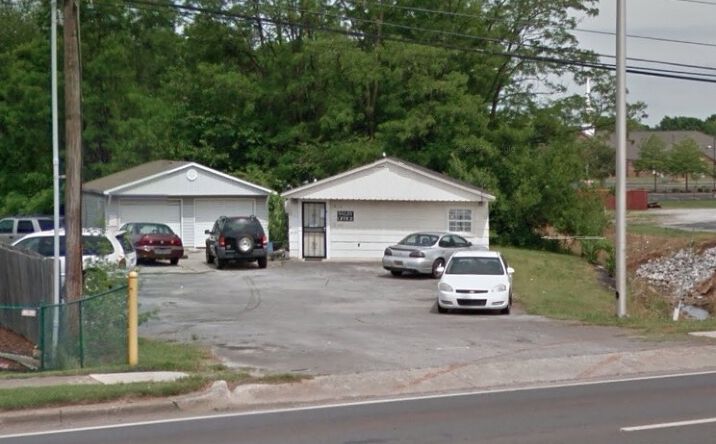 Pictures of Retail property located at 1916 Jordan Ln NW, Huntsville, AL 35816 for comps - image #1