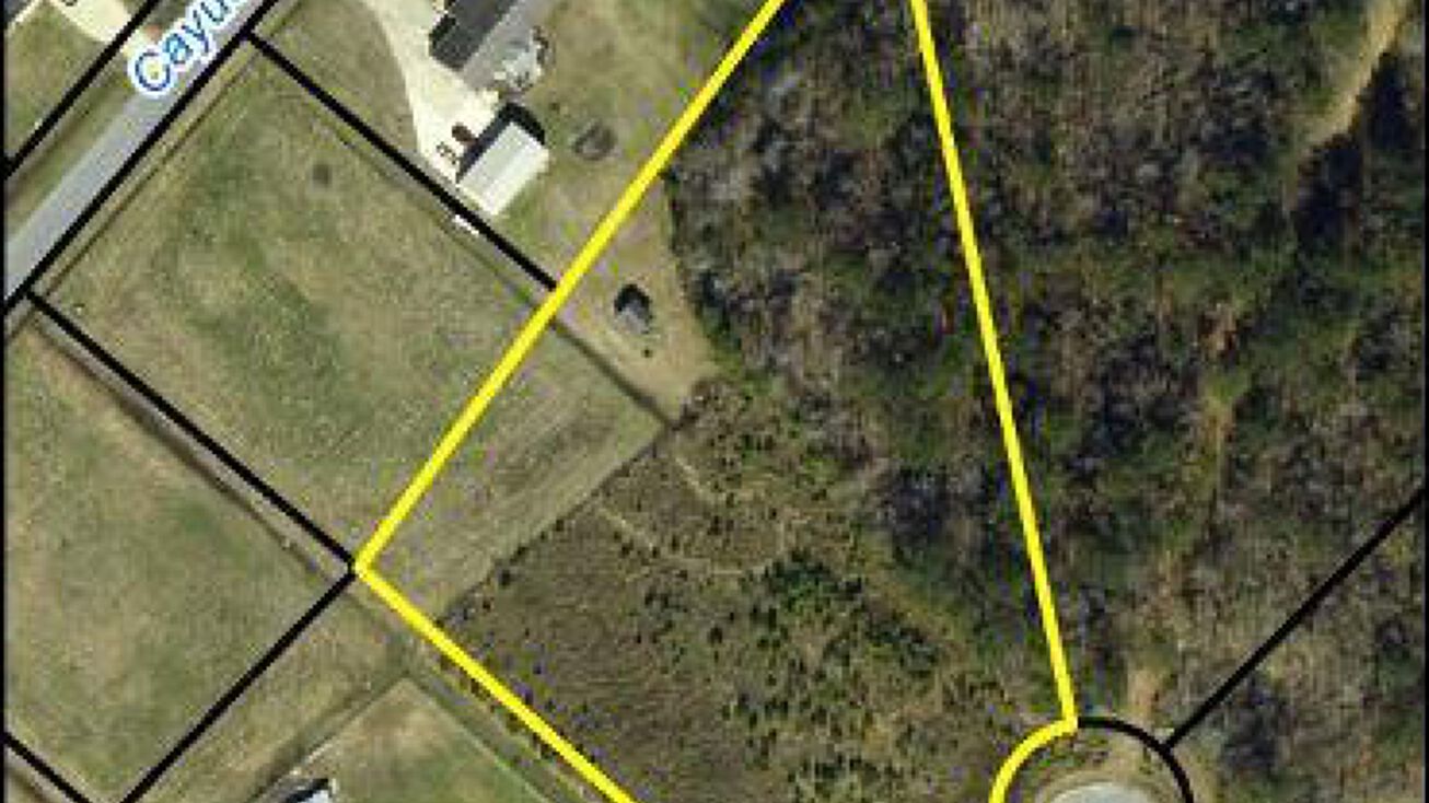 107 Hackney Ct, Elizabeth City, NC 27909