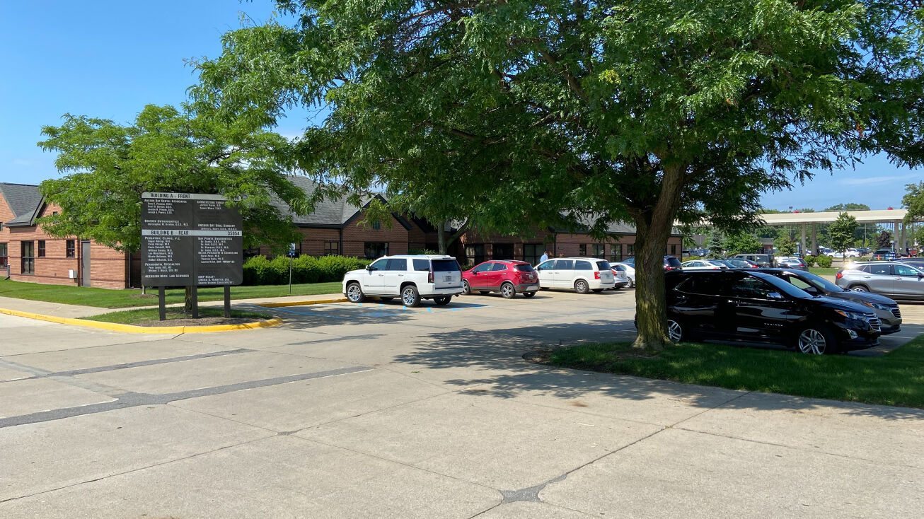 35050 23 Mile Rd, New Baltimore, MI 48047